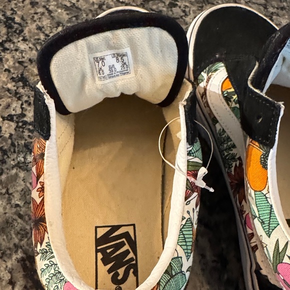 Vans multi tropic Black and Floral Canvas Sneakers EUC 8.5 - Picture 15 of 15